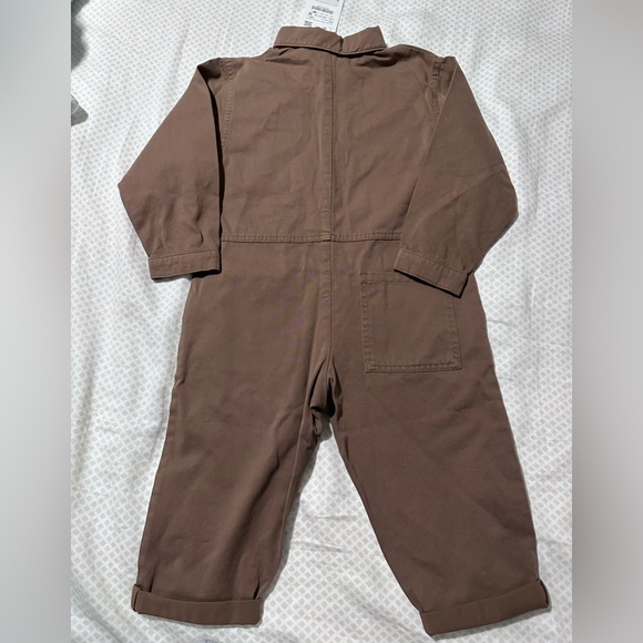 Zara brand new coverall/jumpsuit. Size 3-4. Colour brown - Picture 6 of 7
